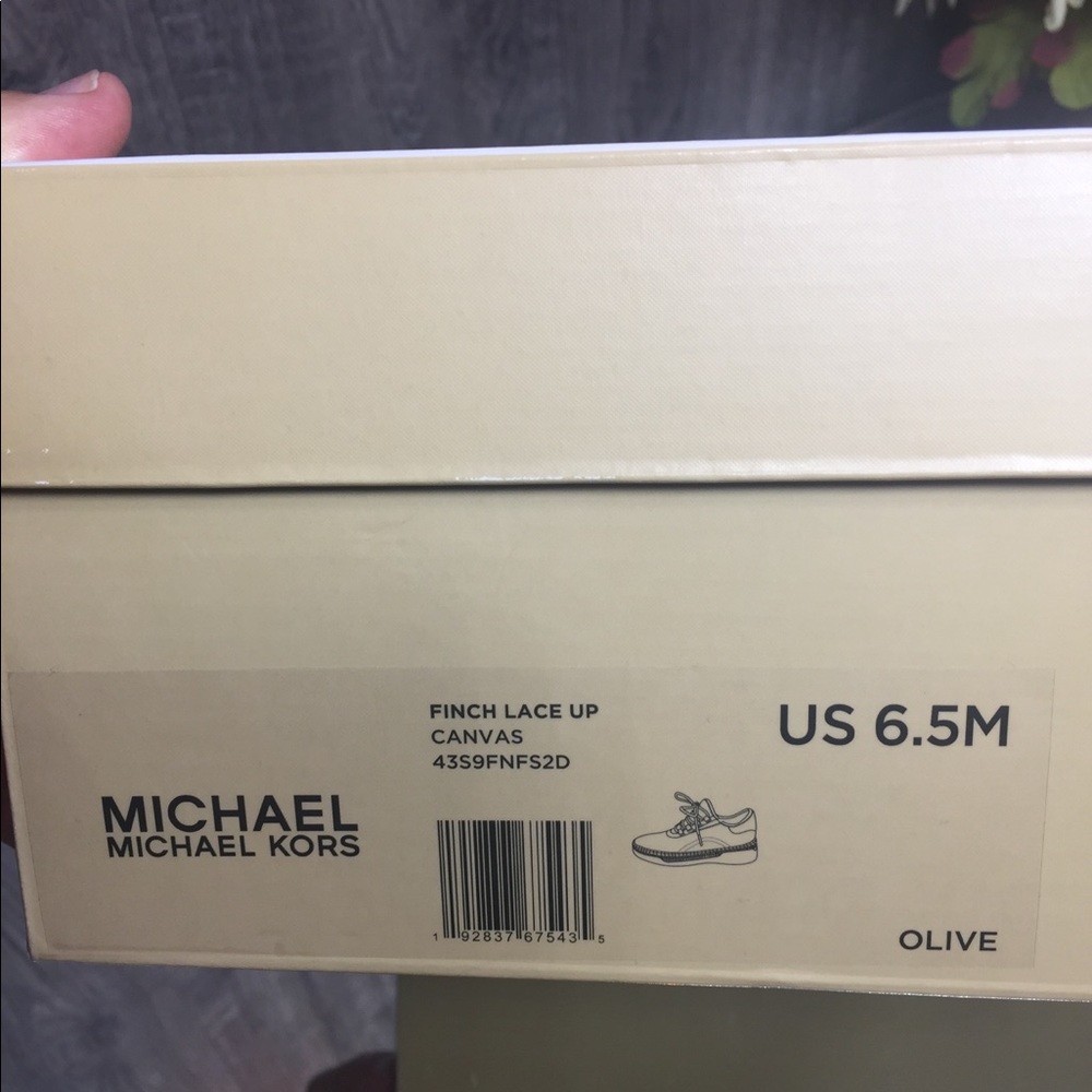 🛍MICHAEL Finch Canvas and Leather Lace-Up Sneaker - Picture 7 of 8